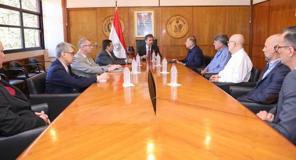Alianza público-privada integrará Grupo Impulsor para desarrollar el Plan Maestro de la industria automotriz en Paraguay