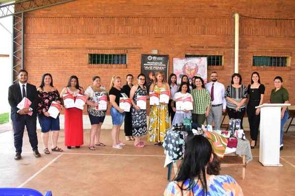 Mujeres privadas de libertad recibieron certificados que acreditan una rápida salida laboral
