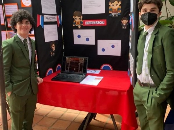 Estudiantes ganan concurso de ciencias por crear videojuego para enseñar sobre Historia del Paraguay
