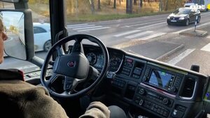 Mirá el vídeo: Un camión autónomo prueba las carreteras de Suecia - Ciencia - ABC Color