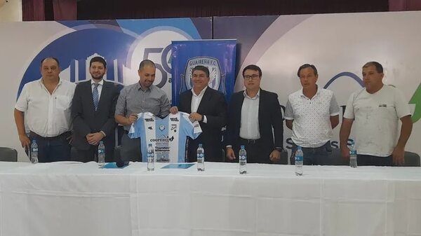 Roberto Torres firmó hasta 2023 y fue presentado en Guaireña - Guaireña - ABC Color
