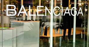 La Nación / Balenciaga, en el ojo de la tormenta