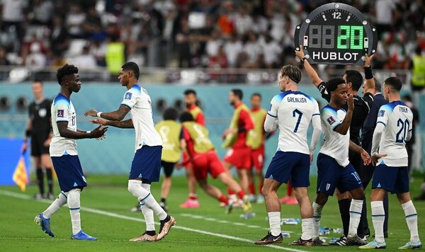 La FIFA asegura que la regla de los cinco cambios significa 'fútbol de mayor calidad' en Catar