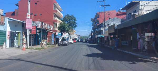 Trabajos de recapado de calle Dr. Francia podría culminar esta noche, luego pasarán a Saturio Ríos » San Lorenzo PY