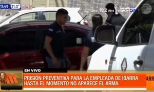 Prisión preventiva para doméstica del exfiscal Javier Ibarra | Telefuturo