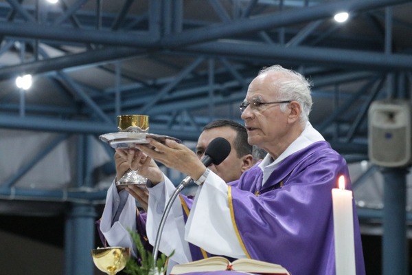 Robledo en Caacupé: "La propuesta de la Iglesia es de respeto a los niños y a la vida de los niños" - San Lorenzo Hoy