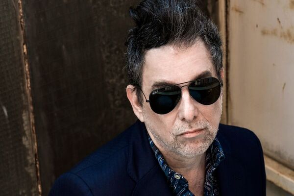 El “salmón”, Andrés Calamaro, se presenta mañana - Te Cuento Paraguay