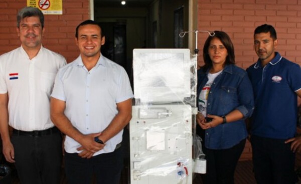 Reparan equipo de diálisis del hospital regional