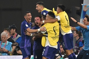 Argentina vs Polonia: La Albiceleste consiguió ganar, pero ambas pasan a octavos - Unicanal