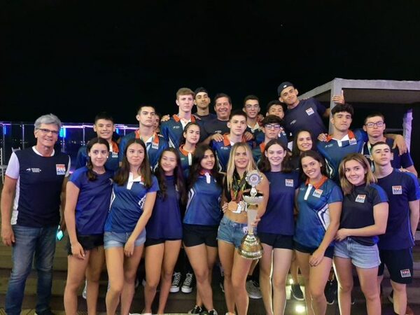 Paraguay logra 14 medallas en sudamericano de Natación