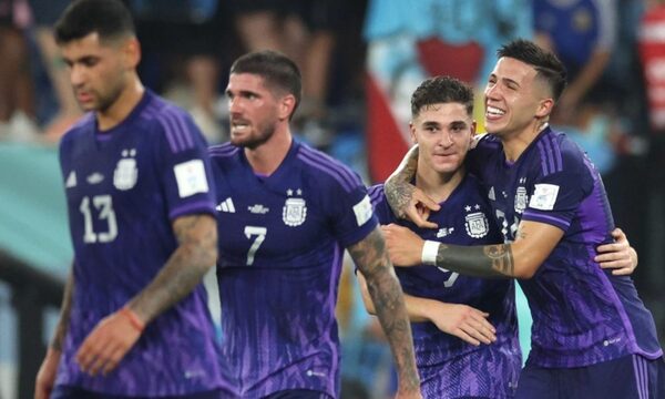 Argentina gana y se mete a octavos de final del Mundial