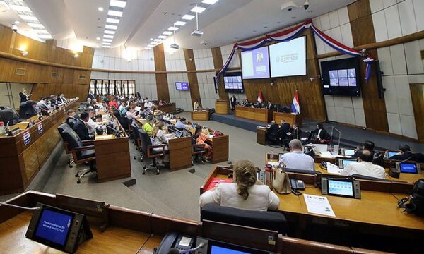 Diputados deroga convenio que financia el programa de transformación educativa