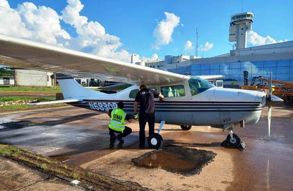 Retienen aeronave en el Aeropuerto Silvio Pettirossi •