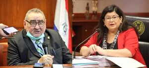 Diputados exhortan a renunciar a los ministros de la Corte Antonio Fretes y Carolina Llanes - PDS RADIO