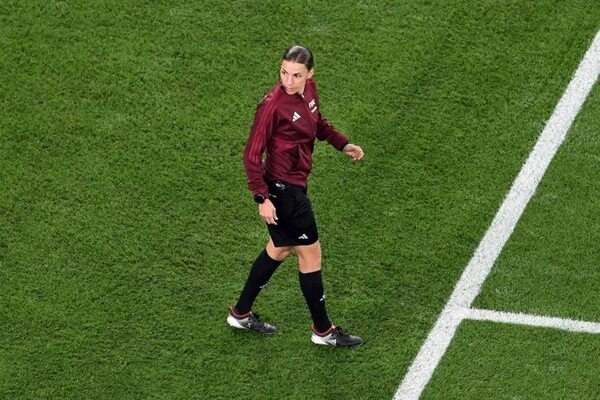 Stéphanie Frappart y el histórico debut en el Mundial Qatar 2022 - Mundial Qatar 2022 - ABC Color