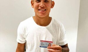 Pelotero de Racing ya tiene cédula paraguaya para la jugar en la Albirro