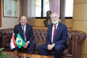 Embajador de Brasil visita el Senado el día que tratan compensación de Itaipú y temas fronterizos - Política - ABC Color