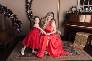 Marilina Bogado y su dulce Melody ya posaron en la previa navideña - Gente - ABC Color