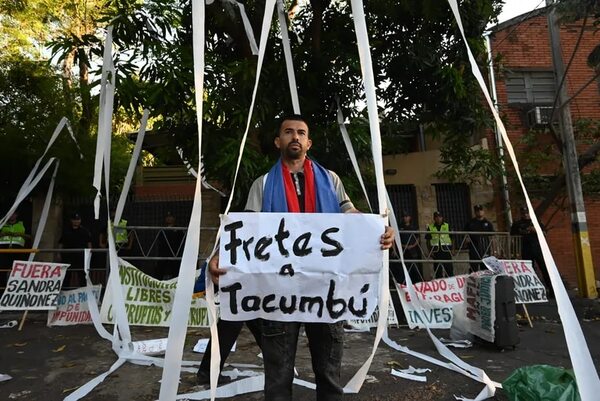 Senado insta a Fretes a renunciar y pide a Diputados un nuevo juicio político - Política - ABC Color