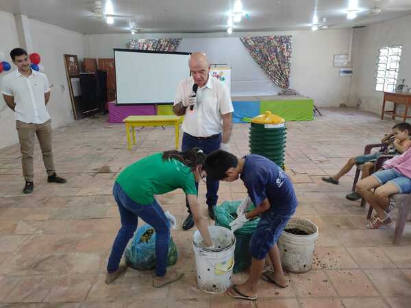 Impulsan talleres para niños sobre técnicas de compostaje en Villa Hayes