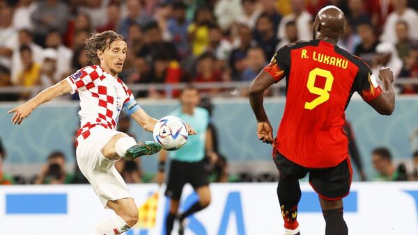 Croacia avanza a octavos y deja fuera a Bélgica