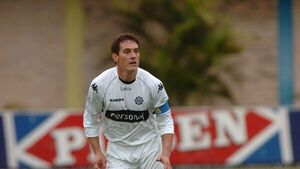 Carlos Gamarra: "Mi intención era terminar mi carrera en Cerro"