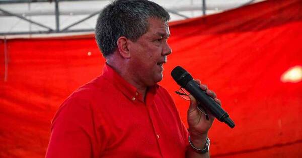 La Nación / Titular del Incoop, en proselitismo a pesar de tener impedimento legal