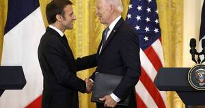 La Nación / Biden y Macron cierran filas para buscar una salida