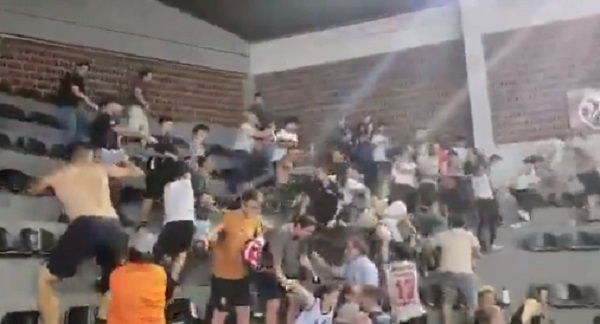 Suspenden final de básquet por pelea entre hinchas en las gradas