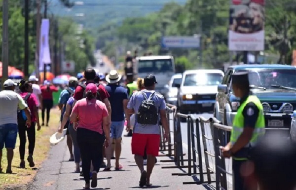 Habilitan vías seguras en Ruta PY02 para peregrinantes