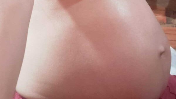 ¡Bendecida por 4! Espera cuatrillizos y pide ayuda para hacerse un estudio