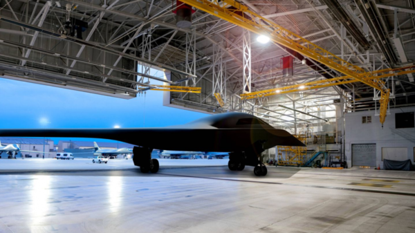 Diario HOY | EEUU presentará su nuevo bombardero furtivo B-21 de alta tecnología