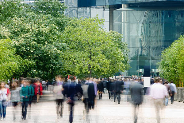 Un 67% de las pymes globales "luchan por sobrevivir", según sondeo del Foro Económico Mundial - Revista PLUS