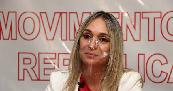 La Nación / Califican de “totalmente improvisado” al gobierno de Mario Abdo