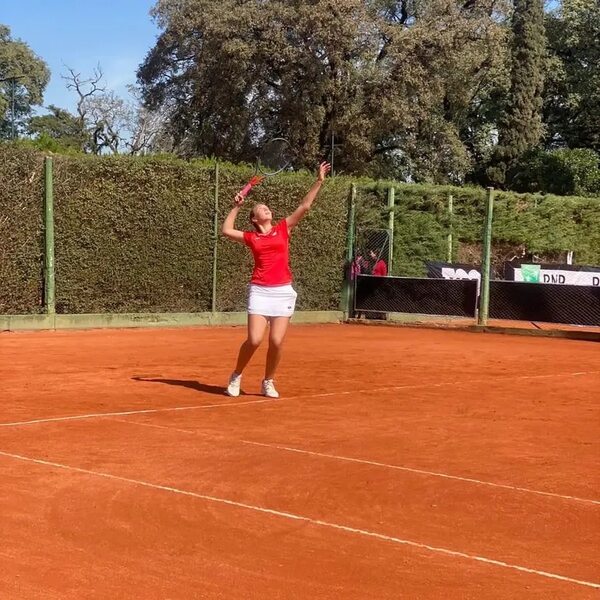 Las chicas son campeonas del APT Junior Open - Polideportivo - ABC Color