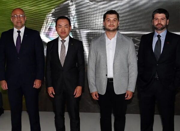 Lexus Paraguay presentó L-Certified en la Expo Cadam - Empresariales - ABC Color