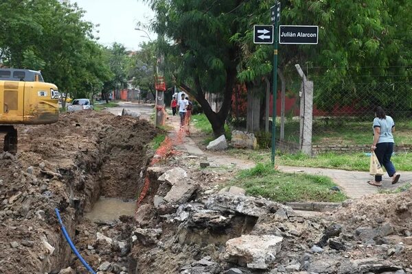 Desagüe Molas López: Vecinos sufren las consecuencias de trabajos muy lentos - Nacionales - ABC Color