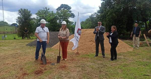 La Nación / Iruña Alto Paraná: realizan palada inicial para construcción de la sede del Ministerio Público.