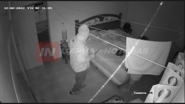 DESCONOCIDO IRRUMPE EN UNA VIVIENDA EN HORAS DE LA MADRUGADA Y ASALTA A UNA MUJER