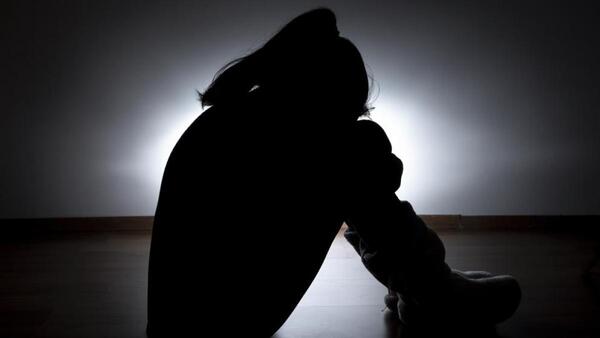 Terrible abuso a una adolescente: imputan a tres estudiantes - trece