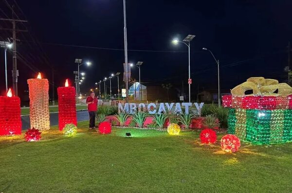 Ambientación navideña con reciclaje en Mbocayaty del Guairá  - Nacionales - ABC Color