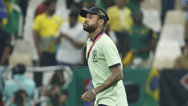 Neymar vuelve a entrenarse con Brasil