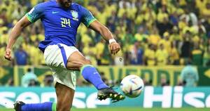 La Nación / Brasil sacó del clóset la camiseta ‘24′ en Qatar