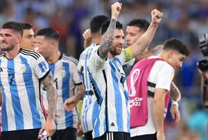 Un Lionel Messi 'milenario' vuelve a mostrar el camino a Argentina