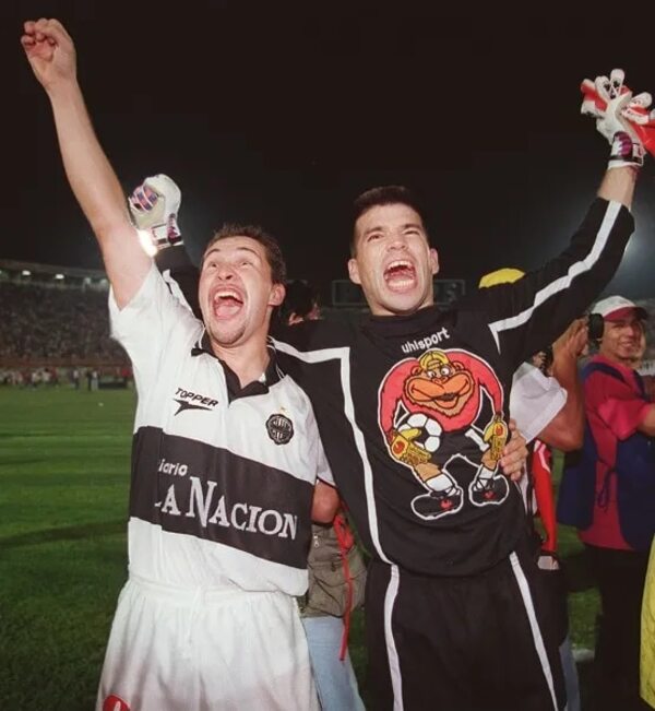 Olimpia campeón ‘98, grato recuerdo franjeado - Fútbol - ABC Color
