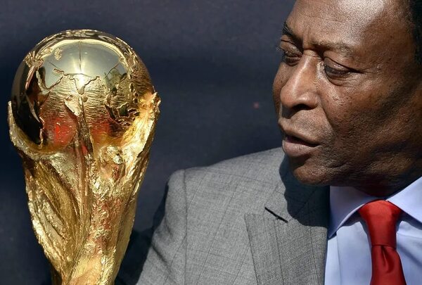 El mundo del fútbol reza por la salud de Pelé - Fútbol Internacional - ABC Color