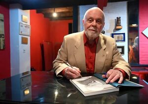 José Luis Ardissone, “50 años de teatro” - ABC Revista - ABC Color