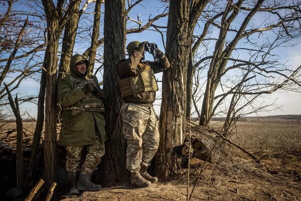 Ucranianos atraviesan el río Dnpro cerca de Jerson, según informes militares - Mundo - ABC Color