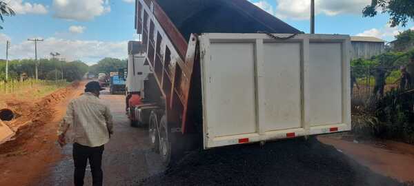 Realizan pavimentación asfáltica de calles en ciudades de Caaguazú y Alto Paraná - Noticde.com