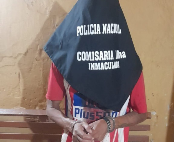 Hombre con frondosos antecedentes es aprehendido tras atacar con machete a su vecina